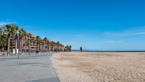 Beach - Bright apartment sea view - 4 guests (Torredembarra)