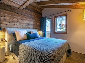 4 habitaciones, wifi gratis y ropa de cama 