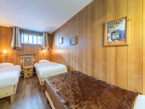 2 bedrooms, free WiFi, bed sheets