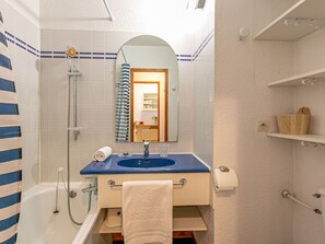 Haartrockner, Handtücher