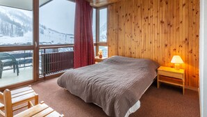 Room - Charming 2-room apartment with pets allowed (Val-d'Isère)