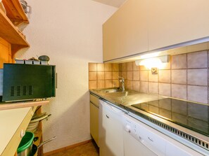 Private kitchen - Cozy apartment with WiFi, parking, and pets welcome in Val d'Isère (Val-d'Isère)