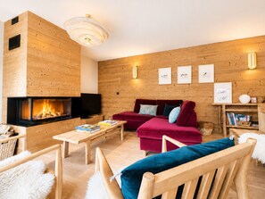 Fernseher, Kamin