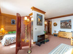 Unclassified image, 2 of 7, button - Bright studio with WiFi near the slopes (Val-d'Isère)