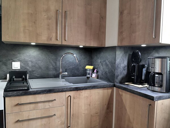 Fridge, microwave, oven, dishwasher
