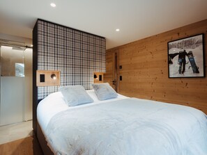 4 bedrooms, free WiFi, bed sheets