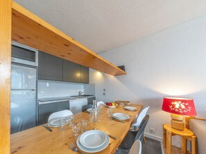 Dining - Bright apartment in La Daille with Wifi and Pets, ski-in ski-out (Val-d'Isère)