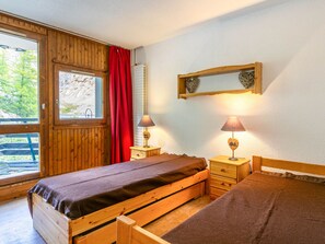 2 bedrooms, free WiFi, bed sheets - Bright apartment in La Daille with Wifi and Pets, ski-in ski-out (Val-d'Isère)