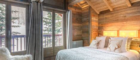 4 chambres, Wi-Fi gratuit, draps fournis