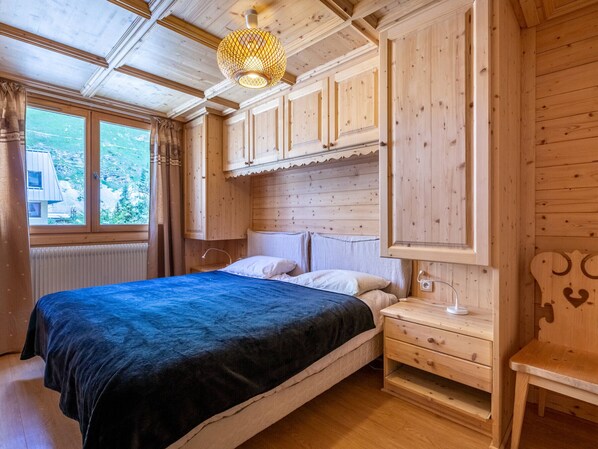 2 bedrooms, free WiFi, bed sheets