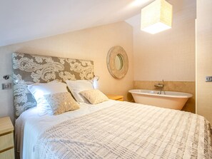 2 chambres, Wi-Fi gratuit, draps fournis