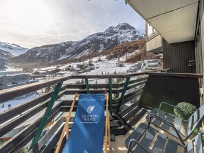 Property grounds - Cozy ski-in/ski-out studio in La Daille, 4 people, south-facing balcony (Val-d'Isère)