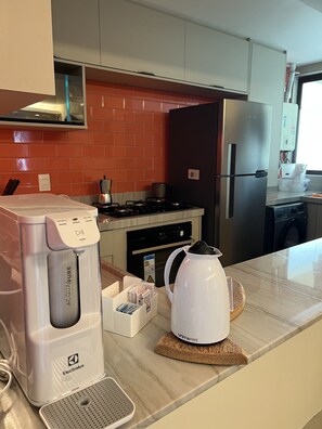 Fridge, microwave, oven, stovetop