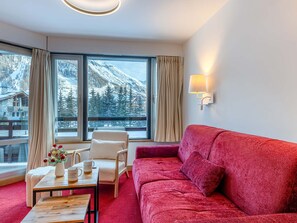 TV - Renovated studio with wifi, 2/4 pax, Val-d'Isère (Val-d'Isère)