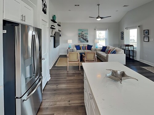 Sandy Haven by Ryson Vacation Rentals