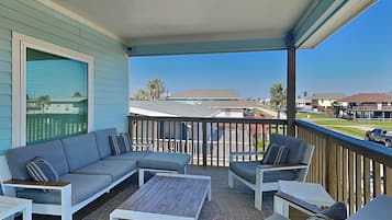 Casa (3 Bedrooms) | Servicio de la propiedad