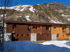 Exterior - Cozy rustic chalet with fireplace in Val-d'Isère (Val-d'Isère)