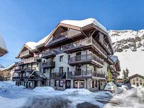 Exterior - Charming and Elegant Apartment in Old Village, Close to Slopes (Val-d'Isère)