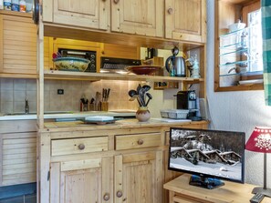 Køleskab, mikrobølgeovn, ovn, opvaskemaskine