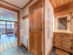 Interior - Cozy and Harmonious Duplex Apartment with Wifi in La Roche des Fours Residence, Val-d'Isère (Val-d'Isère)