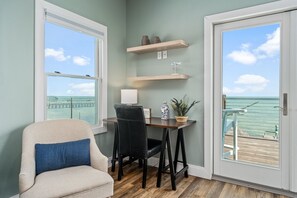 House, Multiple Beds, Balcony, Pool View (Aransas Bay Retreat) | Dining