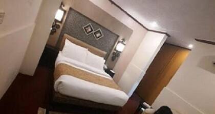 Royal Castle Guest House