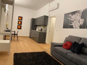 Smart TV - Lovely apartment in the center (Torino)