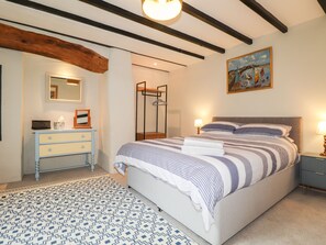 4 عدّة غرف نوم وبديكورات فريدة لكل غرفة وطراز فريد لكل وحدة