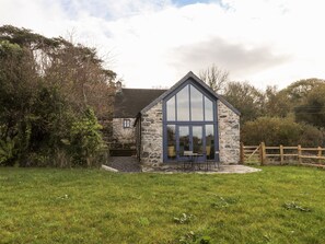 Exterior - Mill Cottage (Newport)