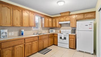 House (3 Bedrooms) | Kemudahan hartanah