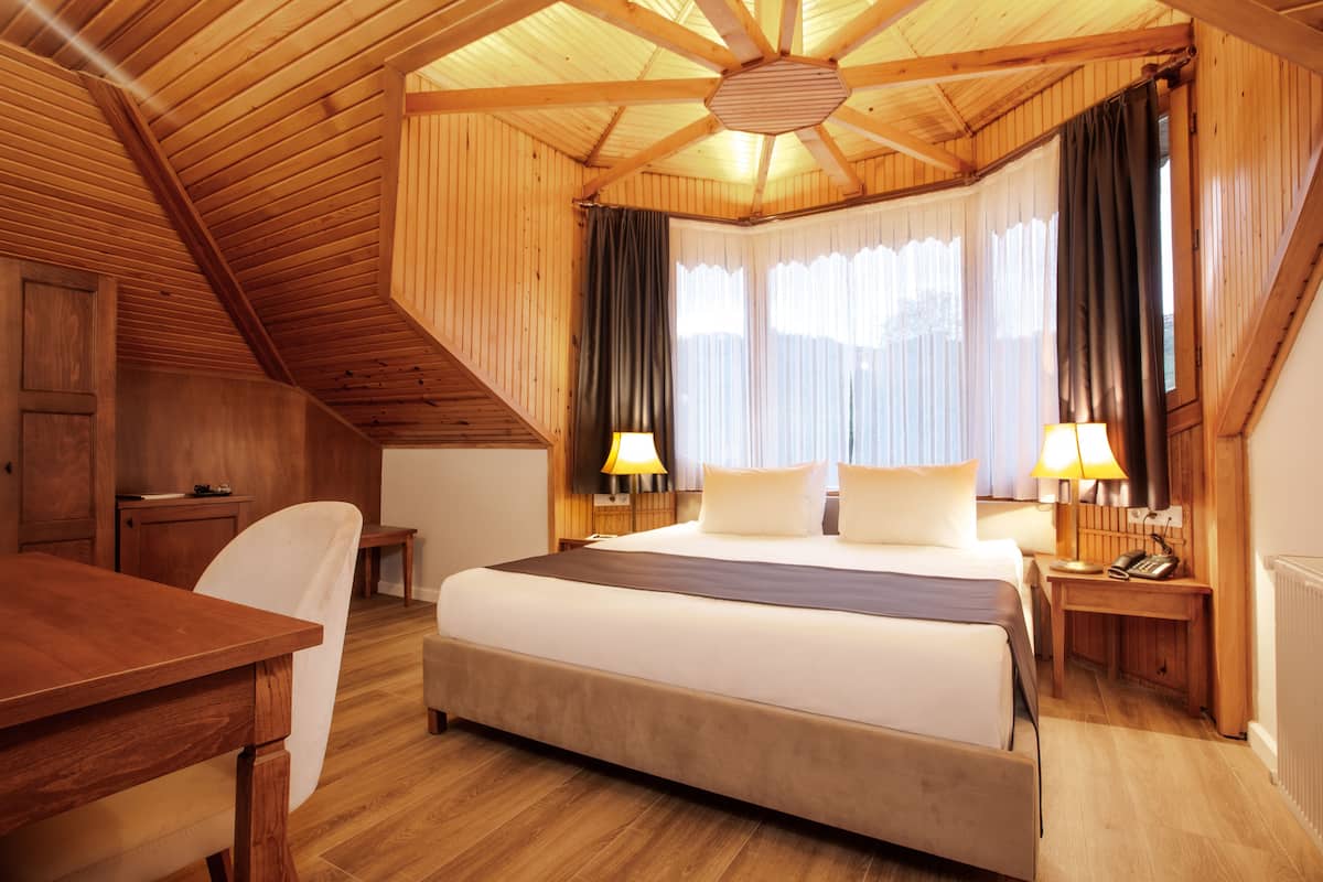 Roof Room 3RD FLOOR | 1 slaapkamer, een minibar, gratis wifi, beddengoed