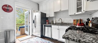 Historic Retreat in Lake Claire