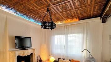 Smart-TV, peis, videospill og DVD-spiller