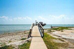 Property amenity - Laguna Reef 308 - Beautiful Bay View by Ryson Vacation Rentals (Rockport)