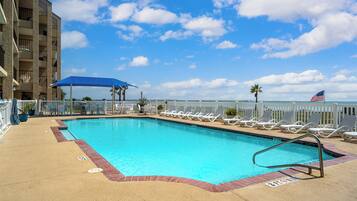 Condo (1 Bedroom) | Property amenity