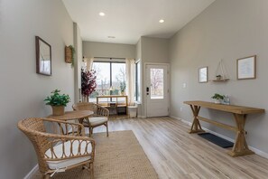 Interior - The Depot Loft at Shenandoah (Shenandoah)
