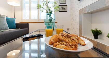 Apartment in the hear of the city, live like a local