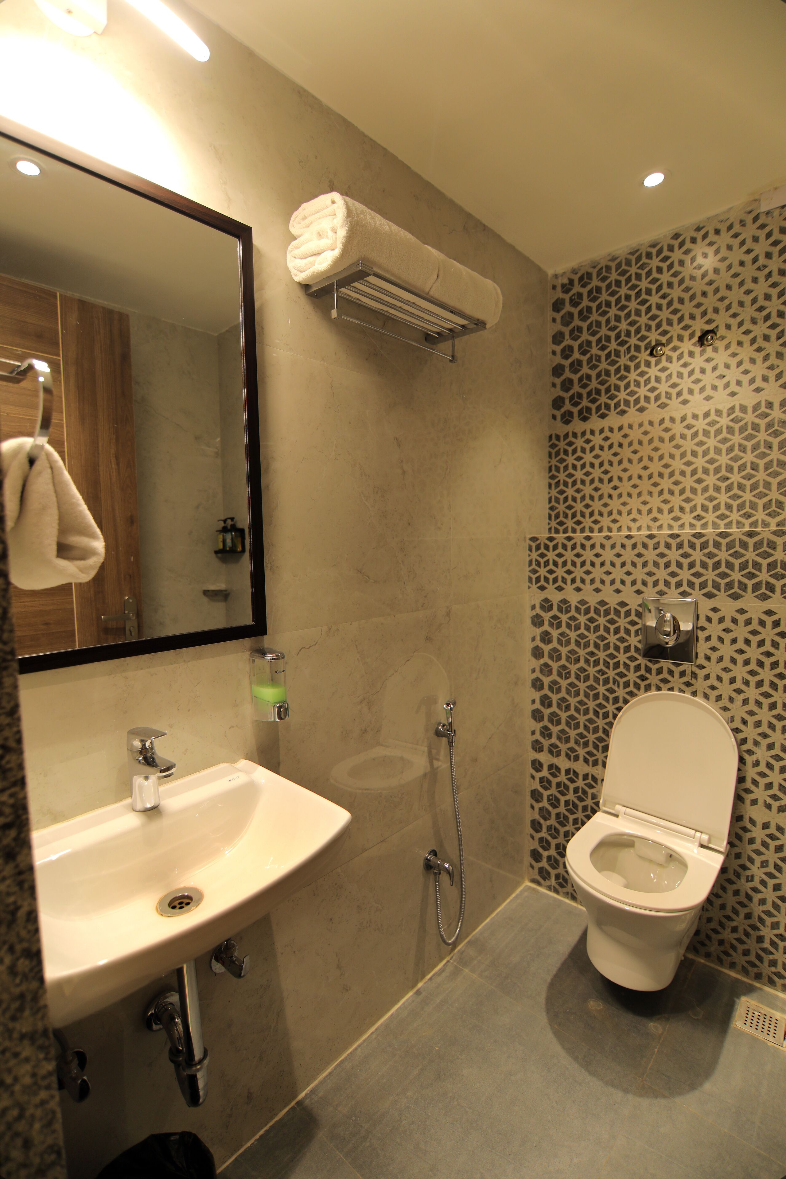 Photo - Hotel Mumbai House Express Udaipur