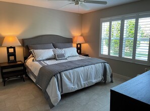 3 bedrooms, desk, iron/ironing board, free WiFi - Chatham Retreat, (The Villages)