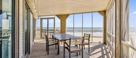 House, Multiple Beds, Kitchen, Ocean View (Pirates' Beach Retreat) | Property grounds