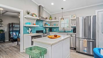 House (2 Bedrooms) | Property amenity