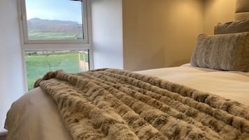 4 habitaciones, escritorio y wifi gratis