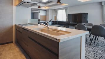 Exclusive Δωμάτιο, Μη Καπνιστών, Κουζίνα (Gran Suite 6) | Ιδιωτική κουζίνα | Ψυγείο, φούρνος μικροκυμάτων στους κοινόχρηστους χώρους, βραστήρας νερού