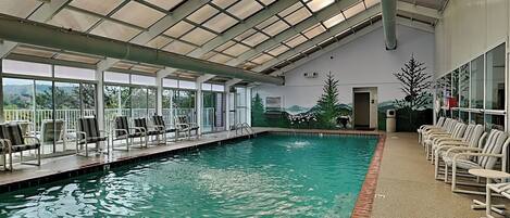 Condo (3 Bedrooms) | Property amenity