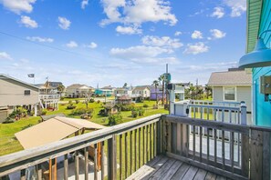 House (3 Bedrooms) | Property amenity