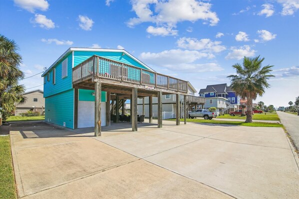 House (3 Bedrooms) | Property amenity