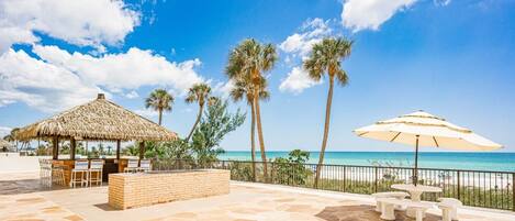 Condo (2 Bedrooms) | Property amenity