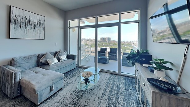 Condo (2 Bedrooms) | Mặt tiền nơi lưu trú
