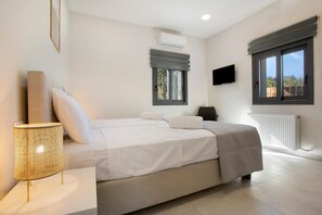 2 dormitorios, tabla de planchar con plancha, wifi gratis y ropa de cama