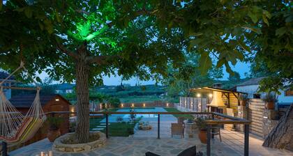 Villa "Athina's House" with Mountain View, Pool & Wi-Fi